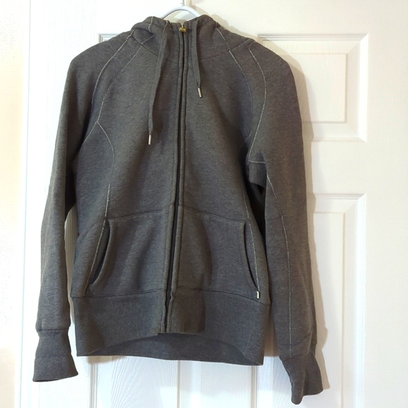 Aritzia/ TNA Zip up Hoodie Sweater - Picture 1 of 2